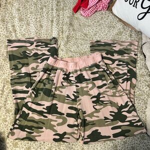 Pink & Green Camo Wide-Leg Lounge Pants
